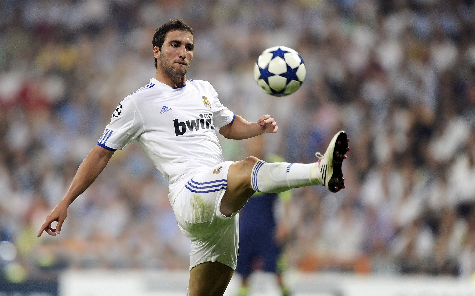 五大联赛各队门将数据变化趋势能否预示转会流动，五大联赛球员进球排名