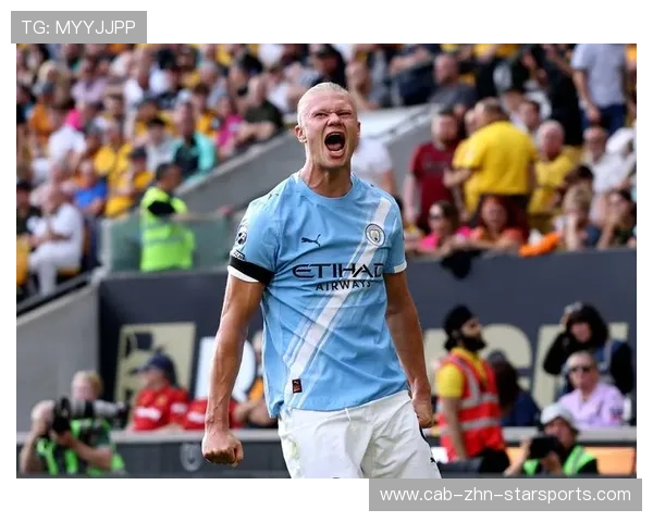 哈兰德门前抢射仅差毫厘，英超赛场再现“铁血杀手”